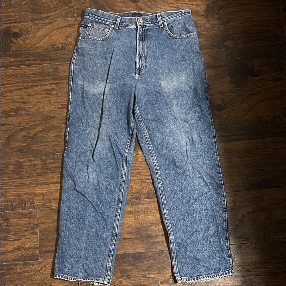Tommy Hilfiger 36 x 32 Relaxed Jeans